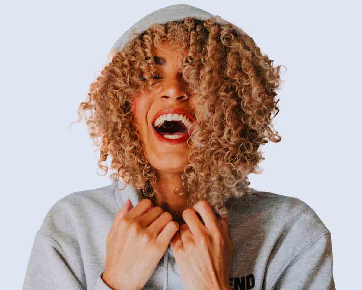 Inicio 1 hero girl optimized 0321